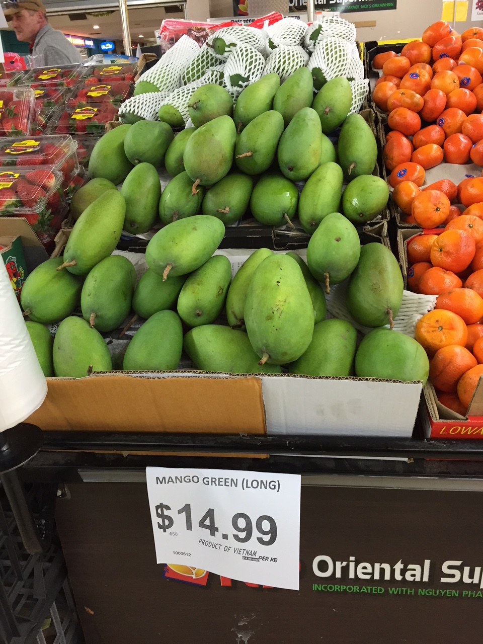 Xoài xanh Việt Nam được bán trong siêu thị Australia